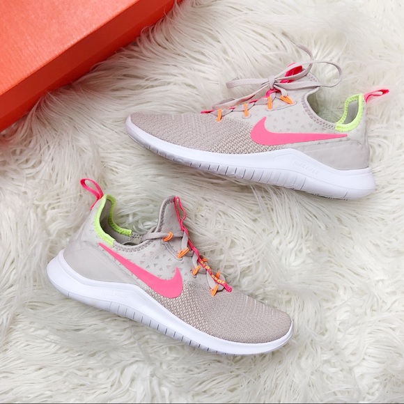 nike free tr8 women's pink